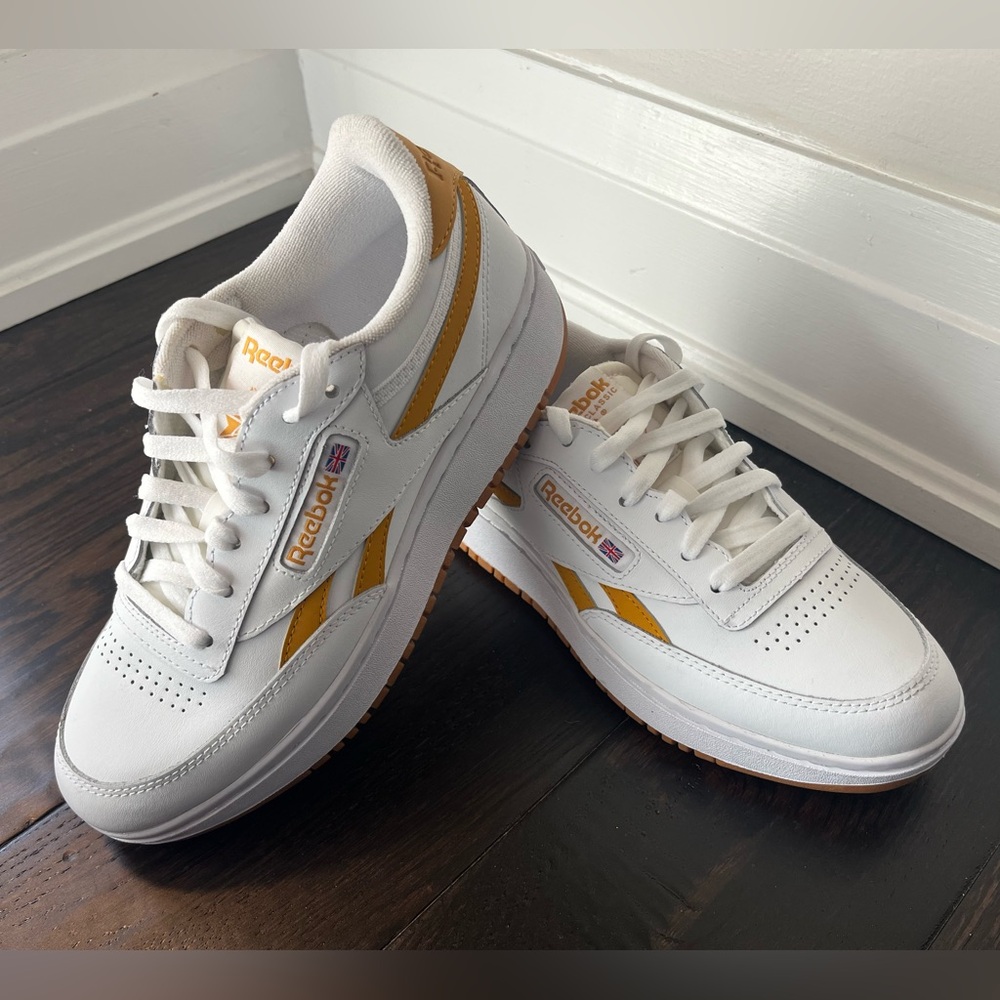 Reebok White and Mustard Low-Top Sneakers